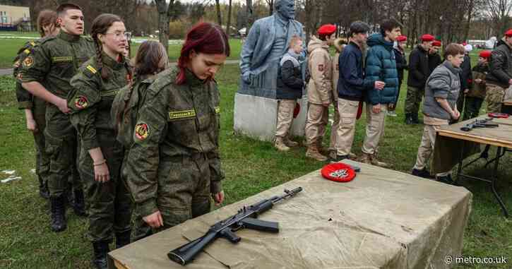 Children aged 11 are now taking part in military training at school in Russia