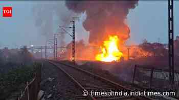 Massive blaze erupts in Haldia Petrochem pipeline, 19 injured