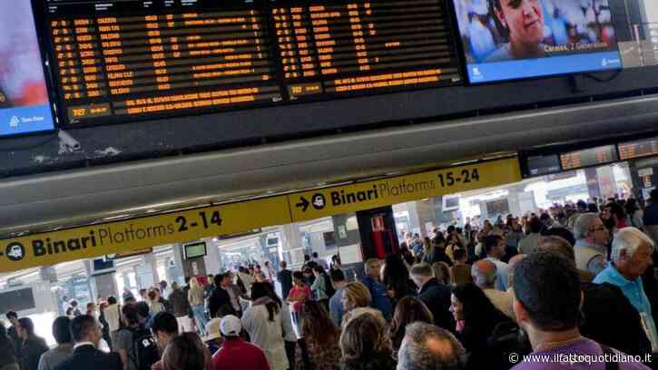 Il caos treni colpisce ancora: rischia pure la legge elettorale