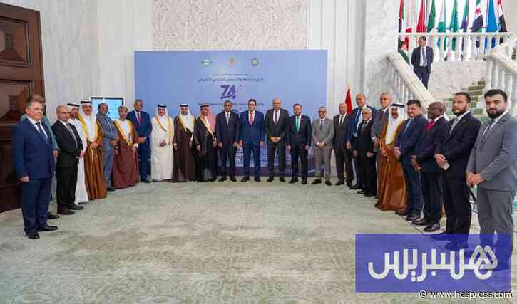 الوزير قيوح يدعو إلى توحيد الرؤى العربية في قطاع الطيران المدني