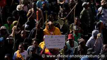 Tausende protestieren gegen Migranten in Südafrika