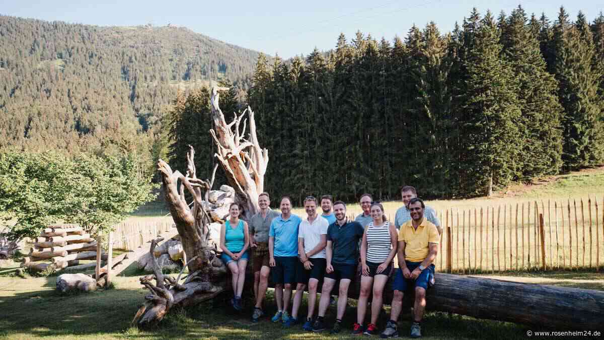 Gipfeltreffen am Samerberg: Daniel Artmann lädt neun Bürgermeister ein