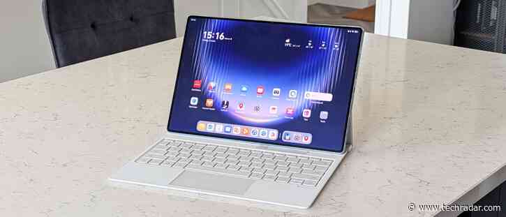 I tested the Huawei MatePad Pro Max, and I wish this iPad Pro-rivaling tablet had the software to match its excellent hardware