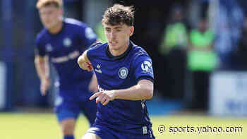 Midfielder Humbles returns to Altrincham