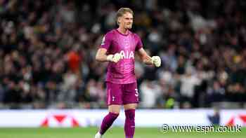 Tottenham's Antonín Kinsky signs new contract