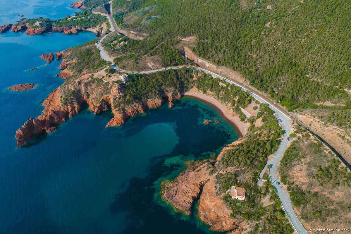 Quatre massifs varois fermés ce mercredi à cause d’un risque d’incendie « très sévère »