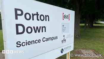 UK base gets £580m to fight 'biological threats'