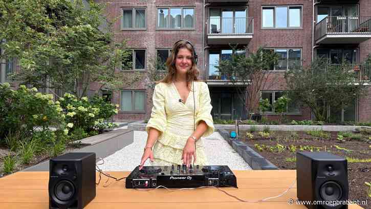 Tiener is veelgevraagde DJ geworden na zware val en coma: 'Durf alles nu'
