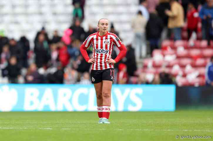 Sunderland defender Brown signs new deal