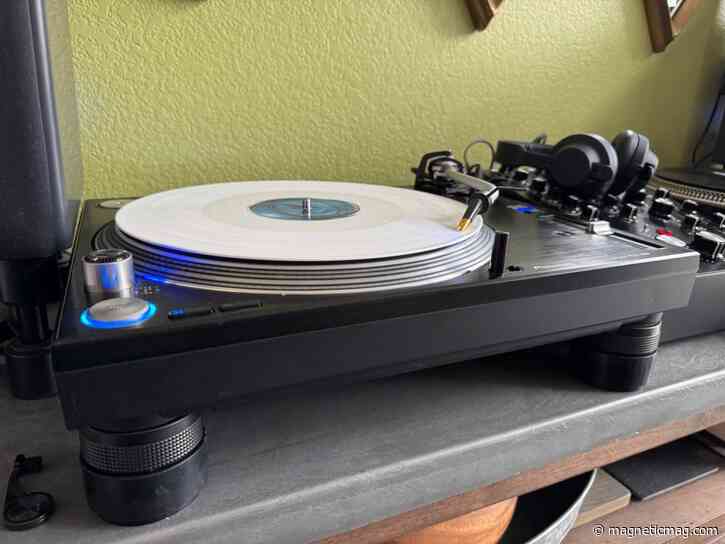 JetPack Booster Review: An Ingenious Accessory That Solves 2 Big Problems for DJs