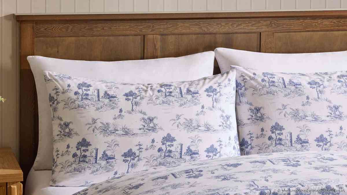 Dusk's 'beautiful' bedding set reduced to £21 has a 'luxury' Bridgerton look