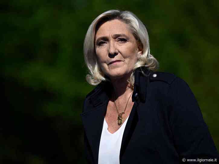 Truffa sui fondi Ue, blitz in quattro Paesi tra cui l'Italia: nel mirino anche Le Pen