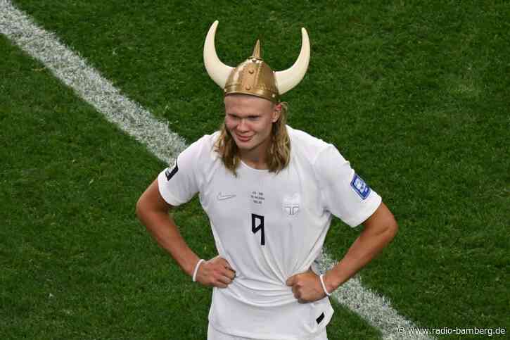 Haaland mit Wikinger-Helm: Norwegen im WM-Achtelfinale