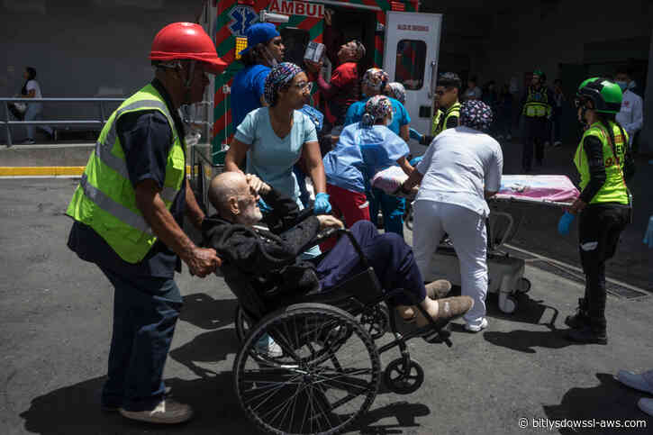 Pacientes crónicos y psiquiátricos sobreviven en medio de la indefensión tras el terremoto