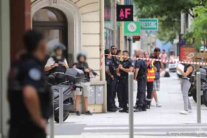 Tirs d’intimidation, grenades détonantes, quartier bouclé… Une après-midi de négociations sous tension pour le RAID à Nice