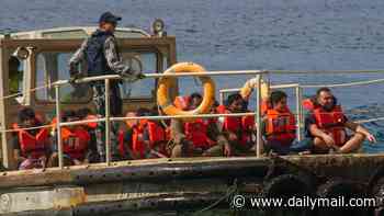 Chinese asylum seeker boat intercepted off Queensland coast sparks questions over Australia's border security