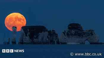 Stunning Strawberry Moon lights up the sky