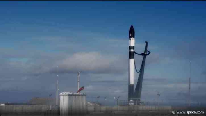 Rocket Lab aborts launch of Japanese Earth-observing radar satellite at last second