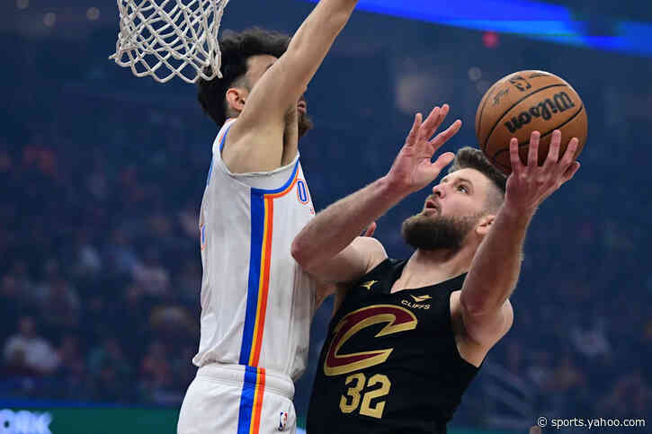76ers agree to a $39 million, 4-year deal with Dean Wade, AP source says