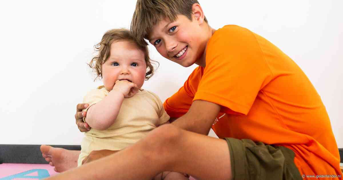 Pas 5 weken oud en baby Neeltje zit al aan de chemokuur, maar volgens broer Giel (12) is daar niks van te zien