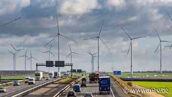 Deutlicher Anstieg bei Windkraft: Stromgewinnung aus erneuerbaren Energien erreicht neuen Höchstwert
