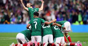 Gastland Mexico wint van Ecuador, gaat door naar achtste finales