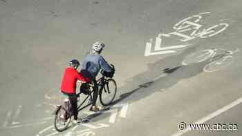 Montreal cyclists question objectivity, privacy in city’s survey on bike lanes