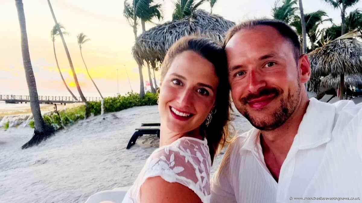 Newlyweds lose cash and wedding rings after thieves break into holiday apartment