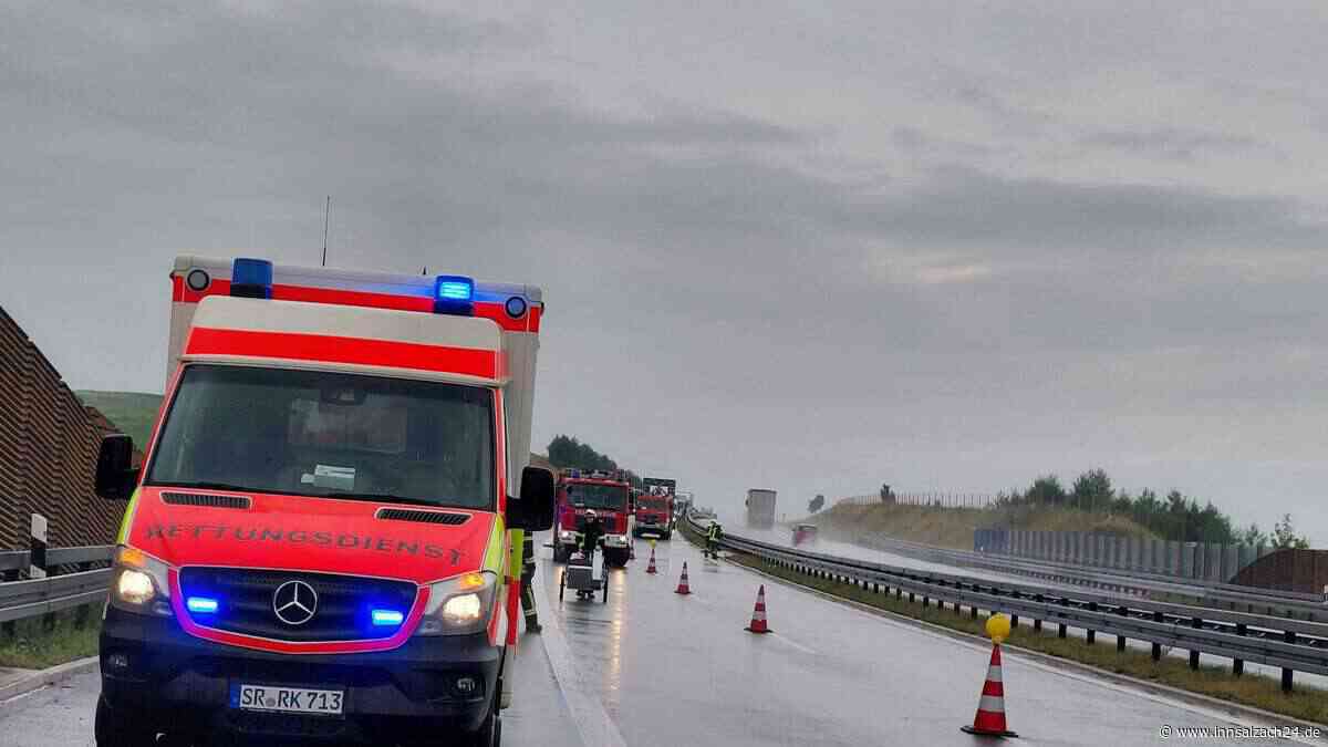 Unfall auf der A94 Richtung Passau: Aquaplaning wird Autofahrer offenbar zum Verhängnis