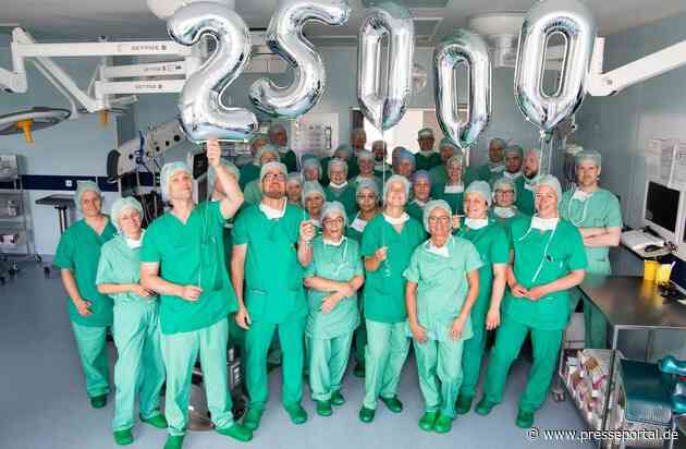 25.000 Roboter-assistierte Prostataentfernungen: St. Antonius-Hospital Gronau zählt zu den weltweit erfahrensten Zentren