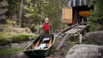 Bay of Fundy high tides inspire craftsman's handmade wheelbarrow boat