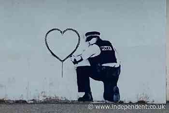 Possible Banksy mural appears on Hove seafront
