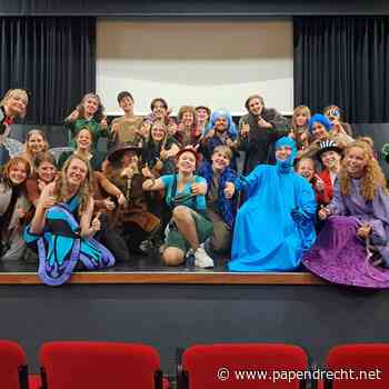 JeugdTheaterSchool Papendrecht speelt 4 en 5 juli 'Van fouten kan je leren'