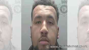 Hull teen found with drugs after police chase