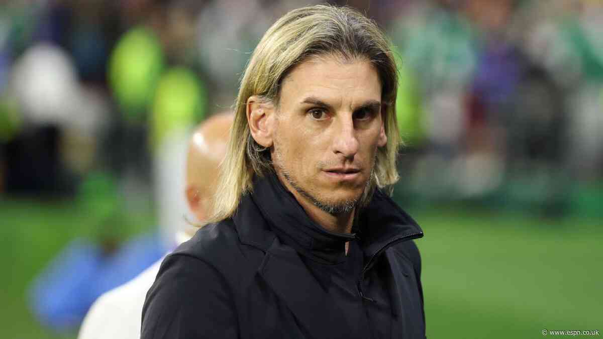 Beccacece steps down as Ecuador coach
