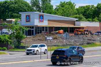 Scaffolds & Cranes: New discount grocery store, ALDI, coming to Latham