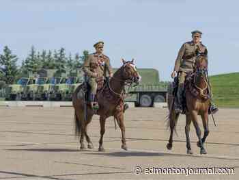 Soldiers, horses in ancient gear at CFB Edmonton for time-bending war reminder
