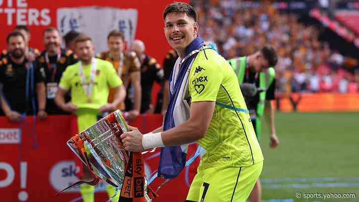 Hull avoid points deduction by selling players
