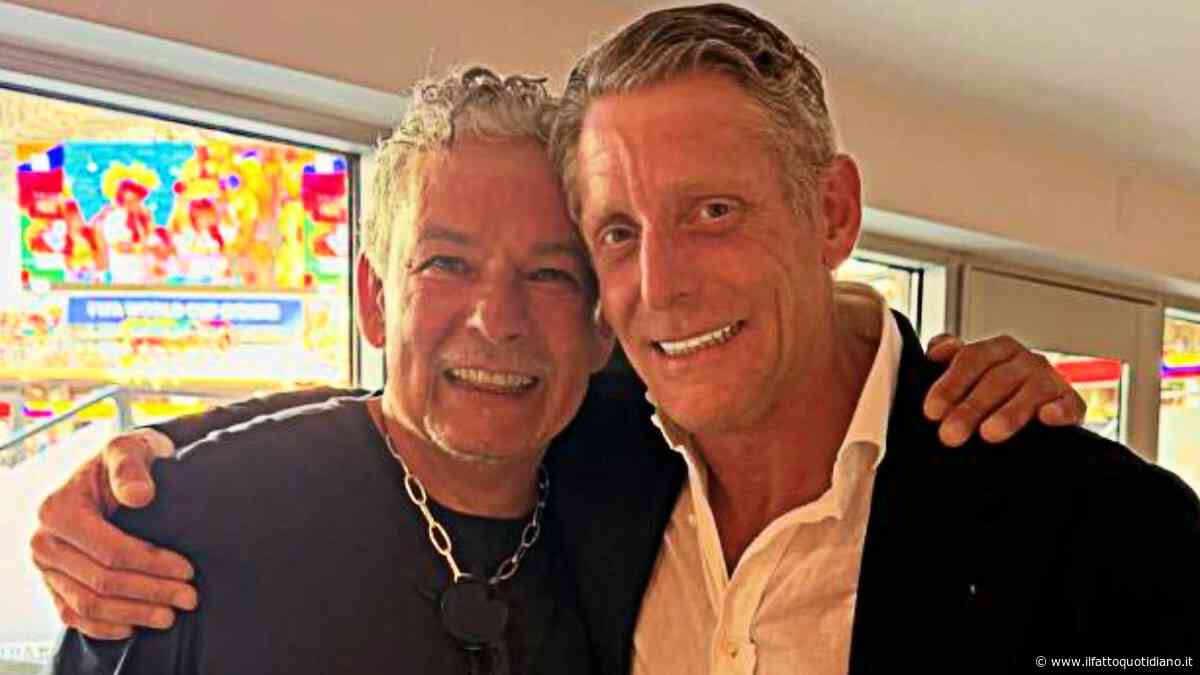 “È passato qualche anno da quando ti tenevo in braccio in pullman”: l’incontro tra Roberto Baggio e Lapo Elkann