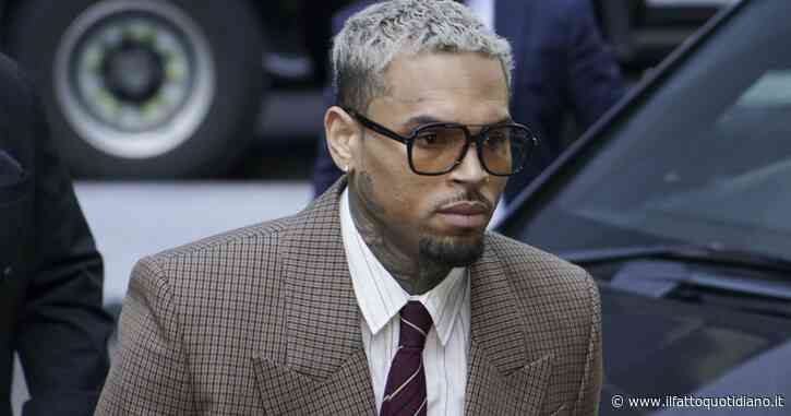 “Non è più la stessa, non vuole che le persone vedano il suo volto”: Chris Brown condannato a pagare 13 milioni di dollari di risarcimento all’ex governante azzannata dal suo cane da guardia di 90 chili