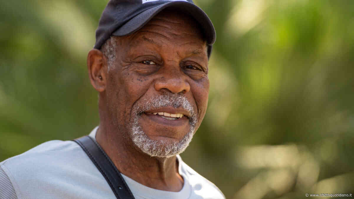 “Ho l’Alzheimer e non l’ho accettato. Quando mi sveglio penso, leggo o guardo la tv. Non credo che la mia vita sia finita. C’è ancora da fare”: Danny Glover commosso