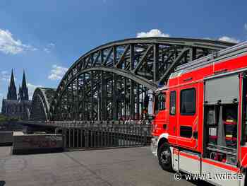 Brand auf Kölner Hohenzollernbrücke