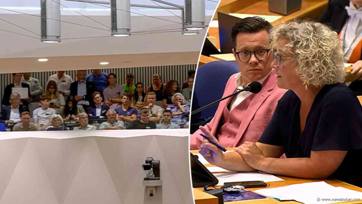 Voorzitter grijpt in na geklap en gejoel vanaf publieke tribune tijdens stikstofdebat: ’Het is klaar nu!’