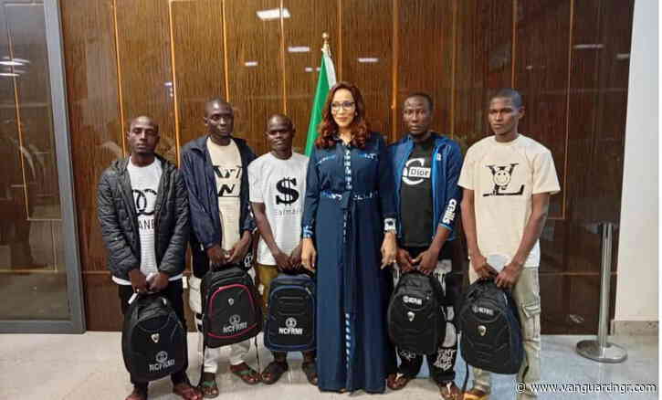 FG secures release of five Nigerians detained in Côte d’Ivoire prison