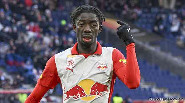 Swansea sign RB Salzburg winger Yeo