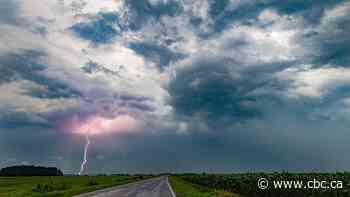 Severe thunderstorm watch issued for several regions in Quebec