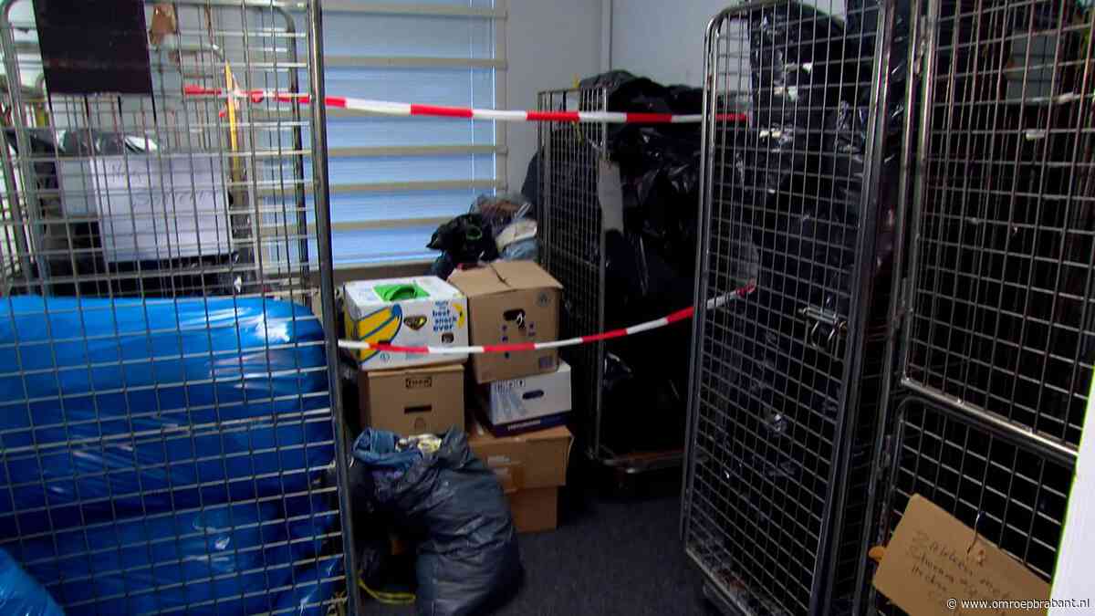 Waarom kleding blijft binnenstromen: 'Niemand wil dat hebben'