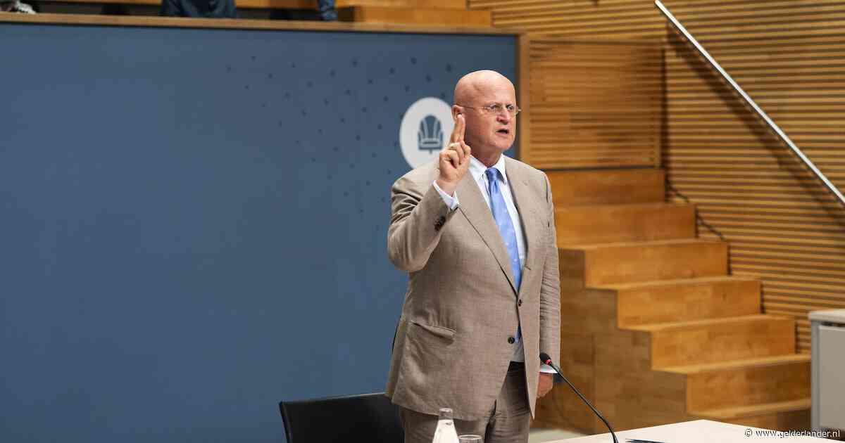 Stekelig antwoord, tranen én een dubbelzinnige boodschap: dit was het spannendste coronaverhoor tot nu