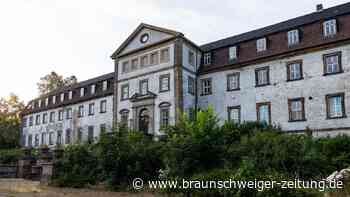 Bröckelnder Putz, geplatzte Träume: Warum Schloss Ringelheim immer weiter verfällt