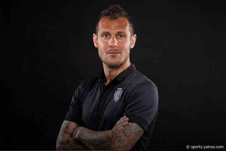 Official: Diamanti is new Cesena coach after 8 games under Cole